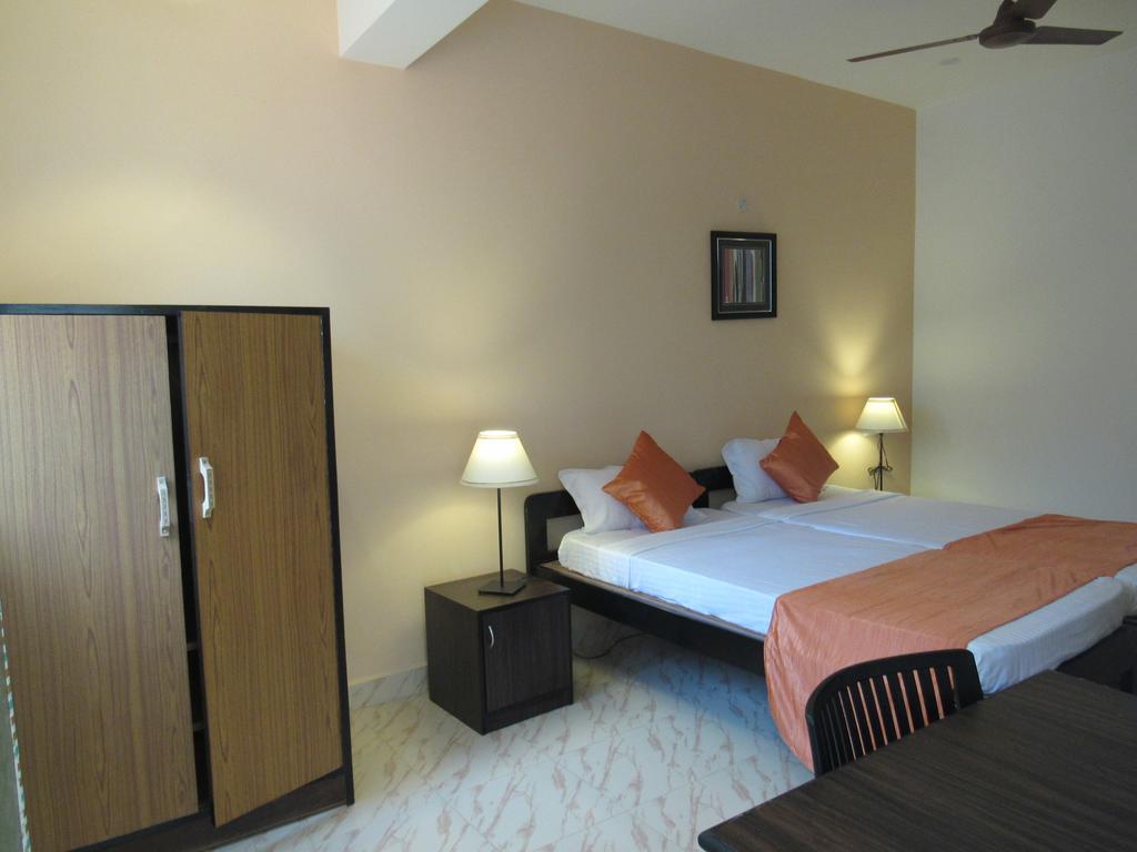 Hotel Oyo 22217 Tgf Dream Betalbatim Esterno foto