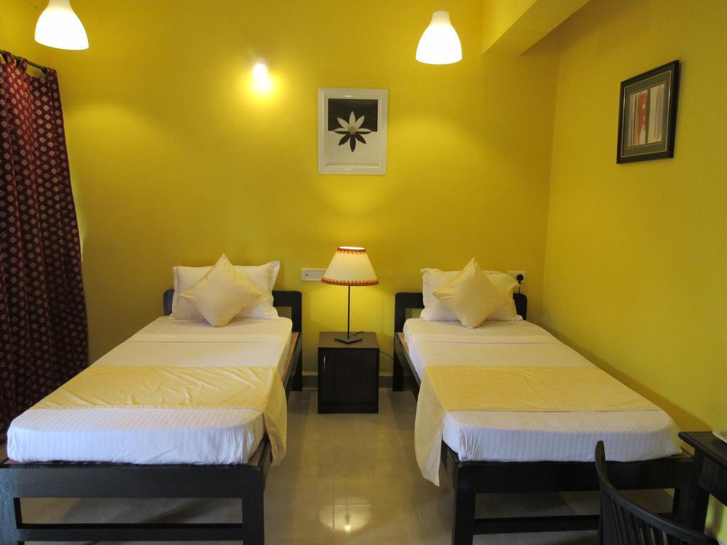 Hotel Oyo 22217 Tgf Dream Betalbatim Esterno foto